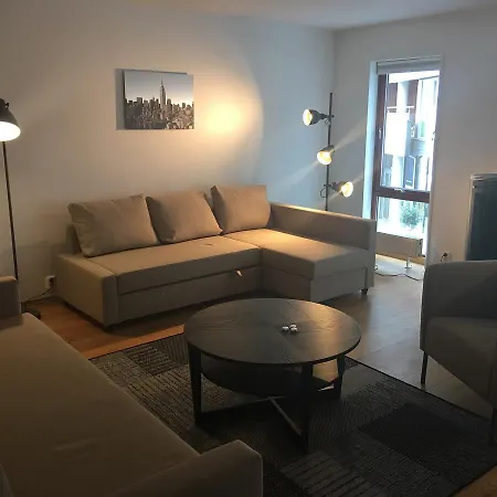 Large 1 Bedroom With Balcony Apartment